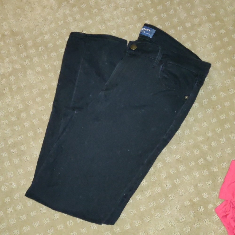 Black skinnies